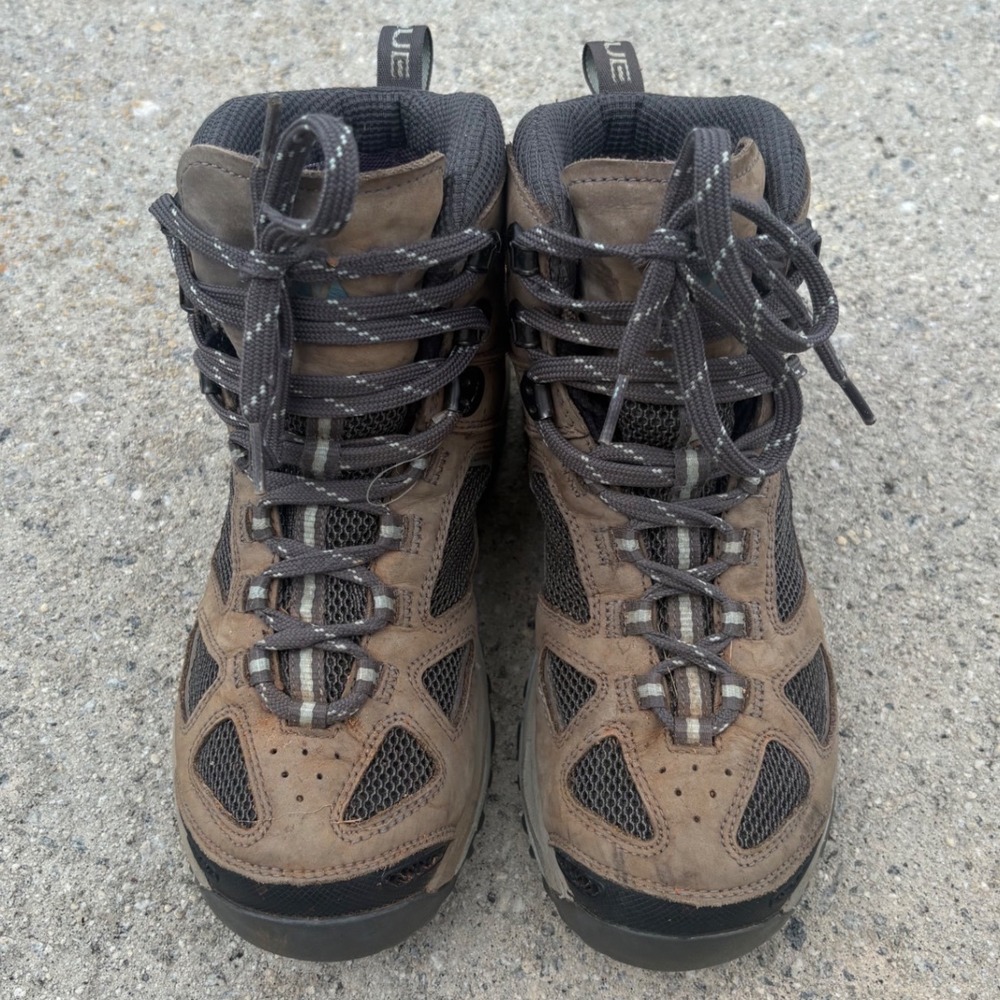 Vasque Talus Trek UltraDry Brown Hiking Boots Vibram 7195M Womens 9 Mens 7.5
